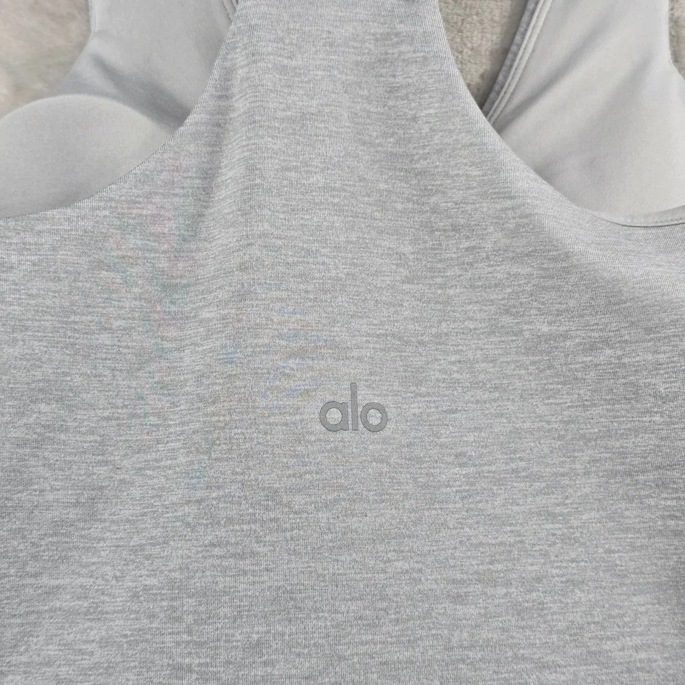 Alo Women S Airbrush Real Dress Gray Heathered V-Neck Racerback Built-in Shorts